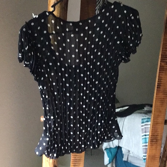 Black & White Dressy Polka Dot Top - Picture 4 of 4